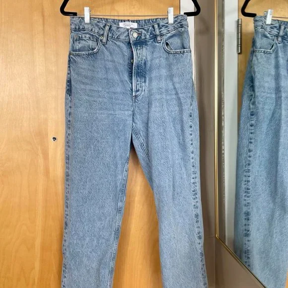 Jeans - Picture 2 of 3